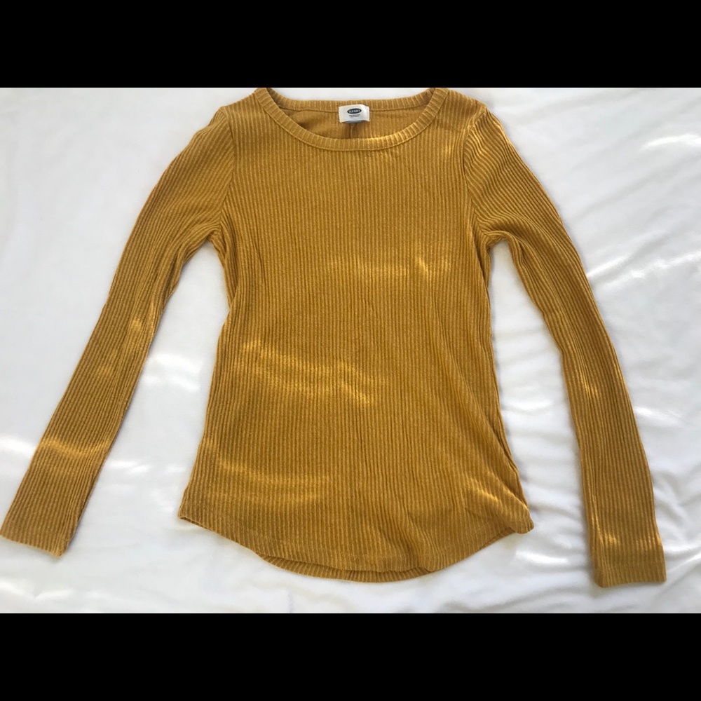 Old navy soft yellow shirt